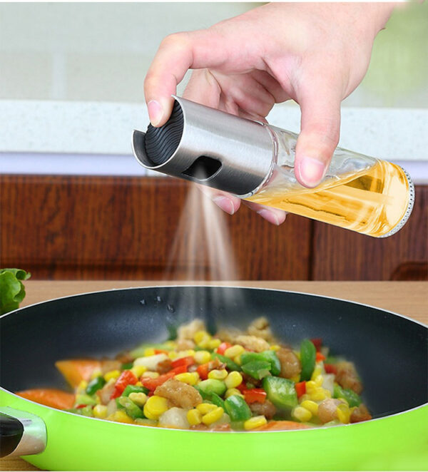 1736360314153.jpg BBQ Healthy Kitchen Cooking Oil Vinegar Spray Bottle Push Type Oil Spray BottlePump Oil Tank Leakproof BBQ Sprayer BBQ Tools Kitchen Gadgets